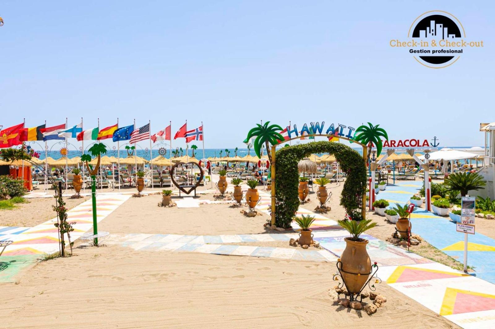El Bajondillo Beach A 30 Metros De La Playa Torremolinos Kültér fotó